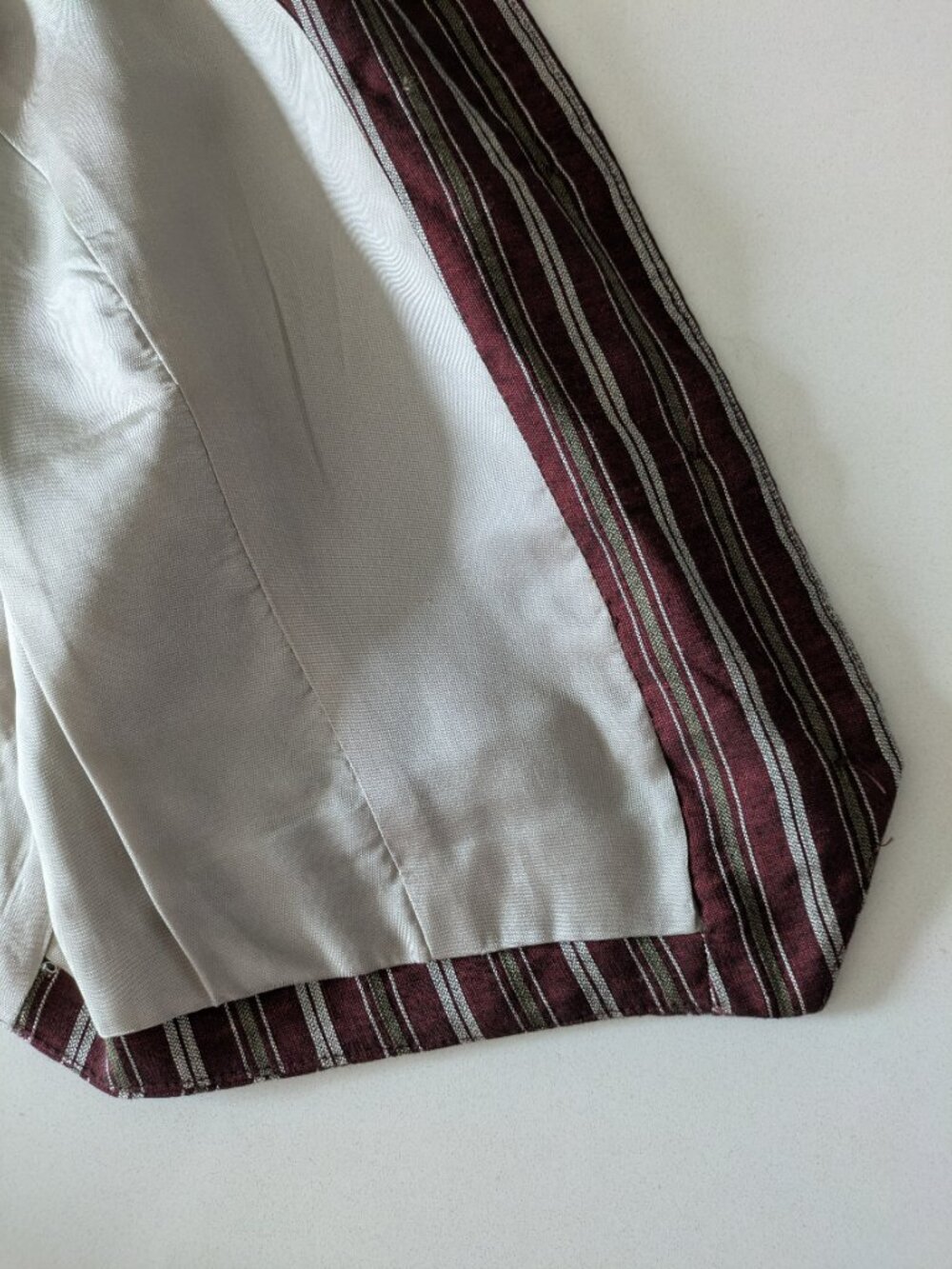 Vintage Ann Taylor Loft Striped Linen Blend Vest Size 8 | Versatile capsule chic - Picture 11 of 13